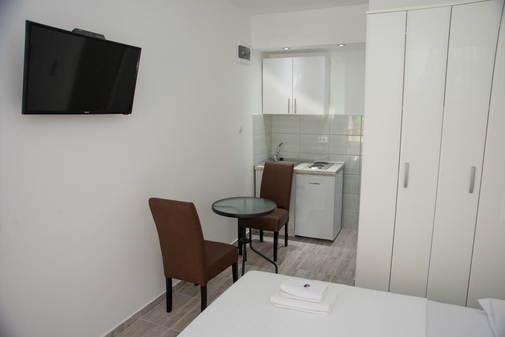 Apartments Tila เทรบินเย ภายนอก รูปภาพ