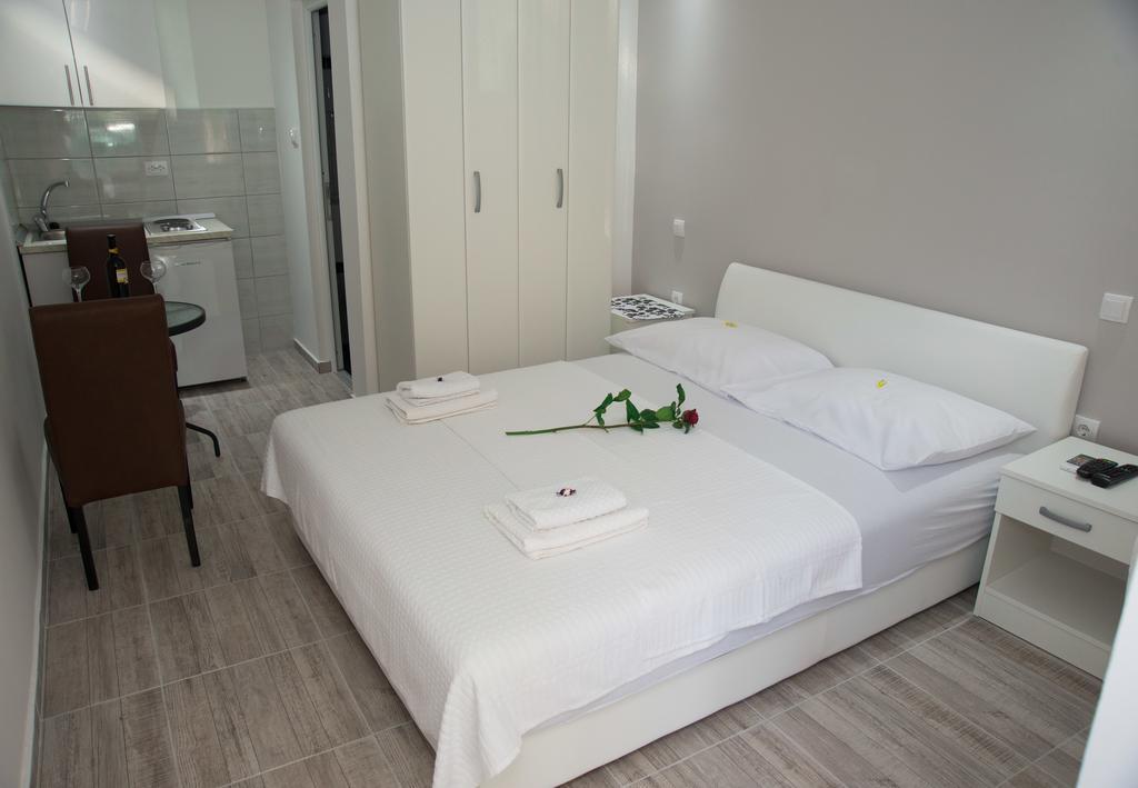 Apartments Tila เทรบินเย ภายนอก รูปภาพ