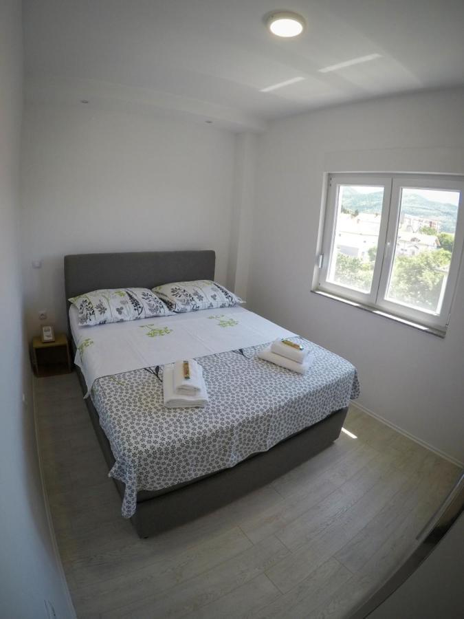 Apartments Tila เทรบินเย ภายนอก รูปภาพ