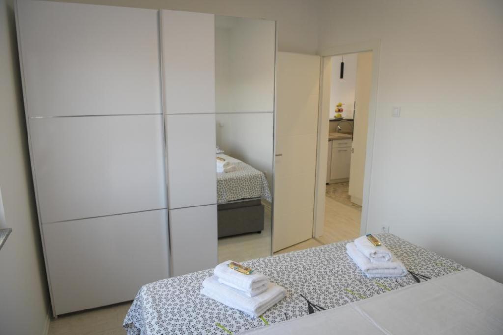 Apartments Tila เทรบินเย ภายนอก รูปภาพ